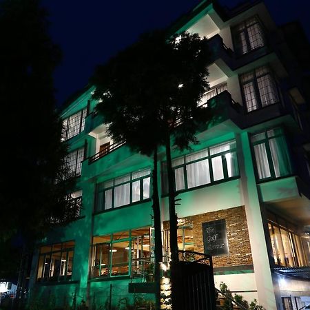 The Golf Retreat, Shillong Hotel Bagian luar foto