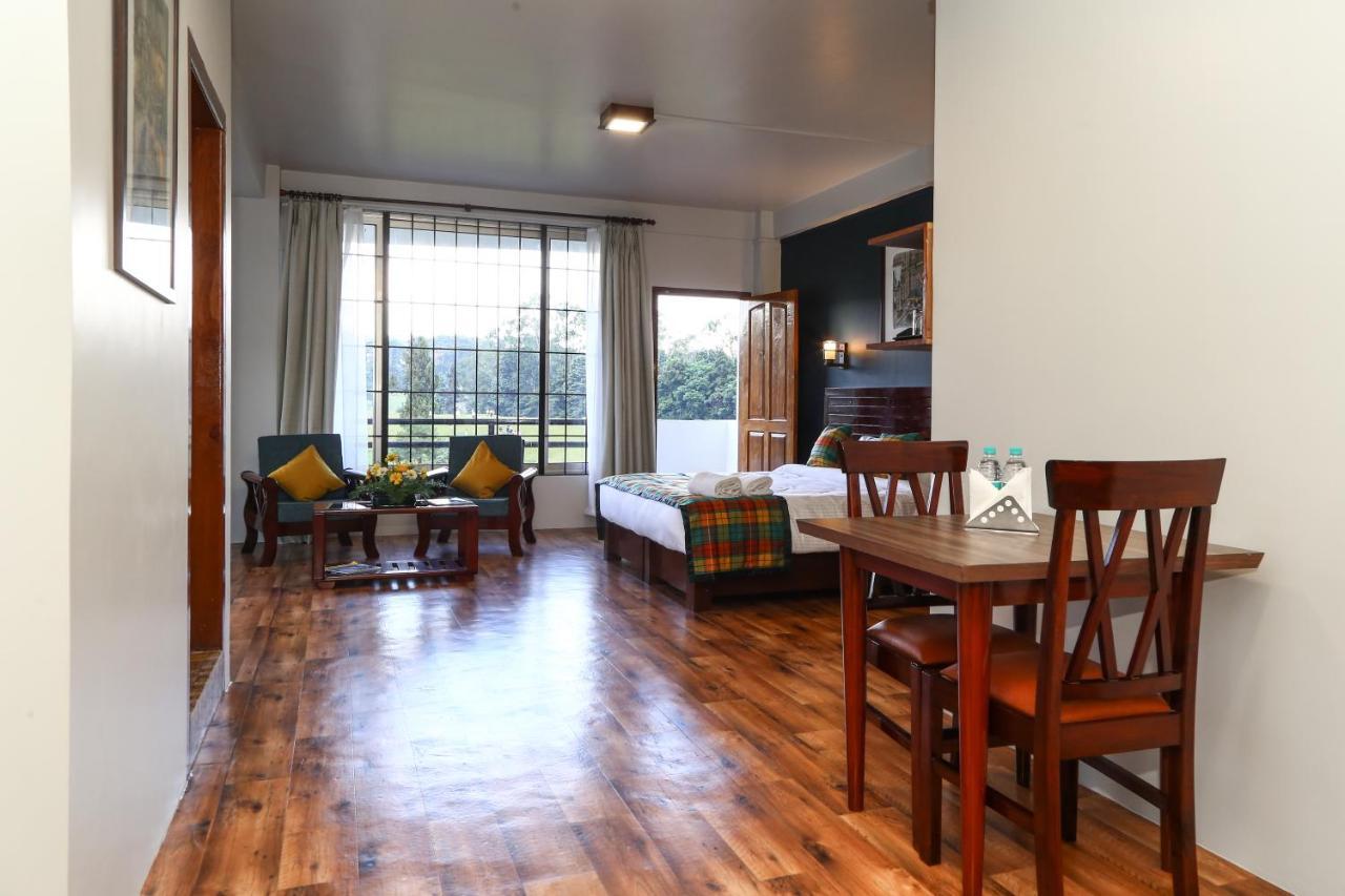 The Golf Retreat, Shillong Hotel Bagian luar foto
