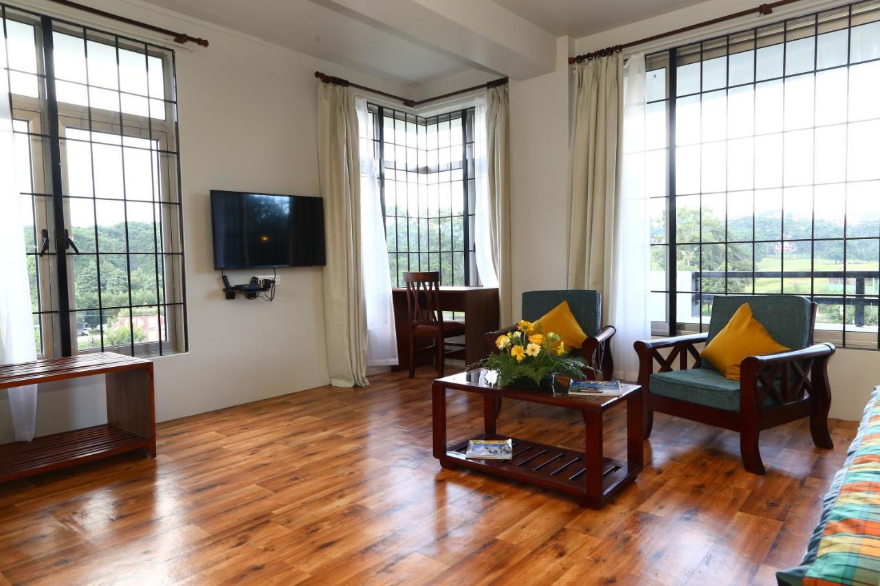 The Golf Retreat, Shillong Hotel Bagian luar foto